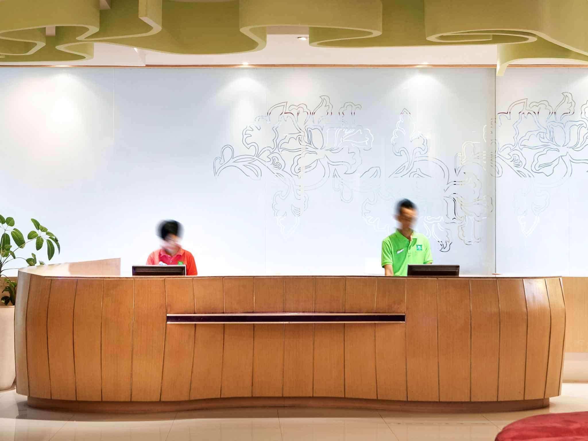Hotel Ibis Styles Yogyakarta Extérieur photo