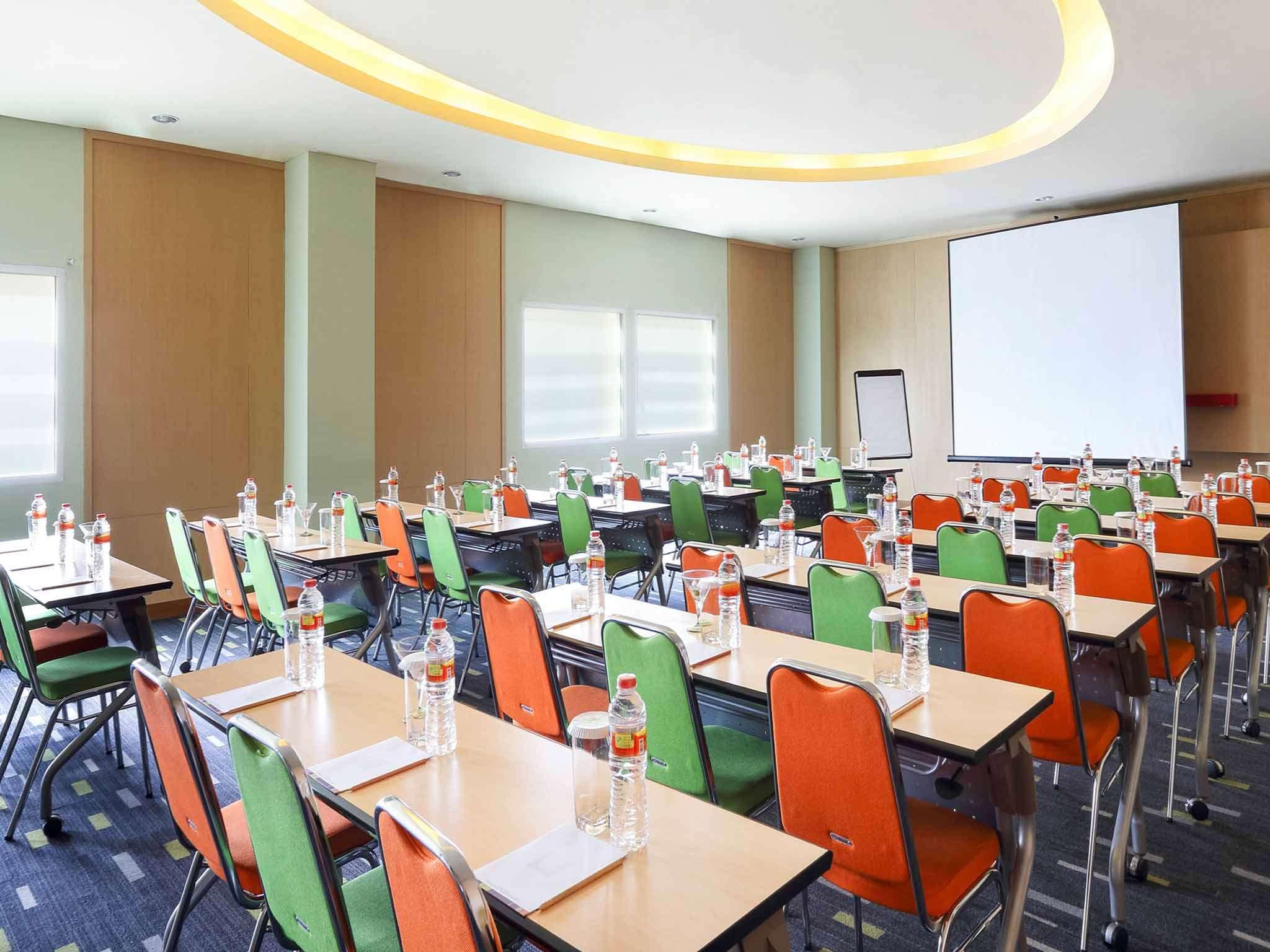 Hotel Ibis Styles Yogyakarta Extérieur photo