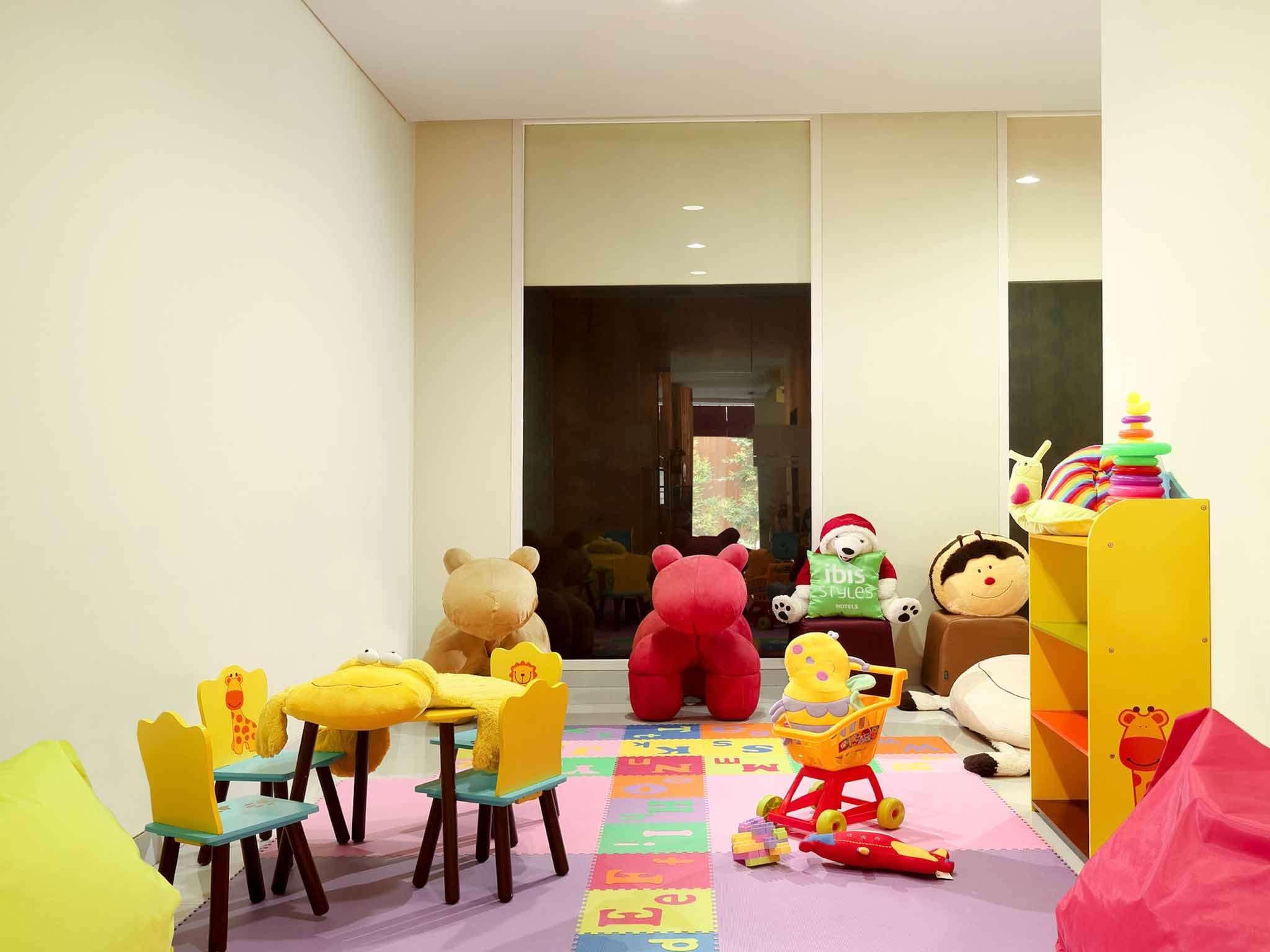 Hotel Ibis Styles Yogyakarta Extérieur photo