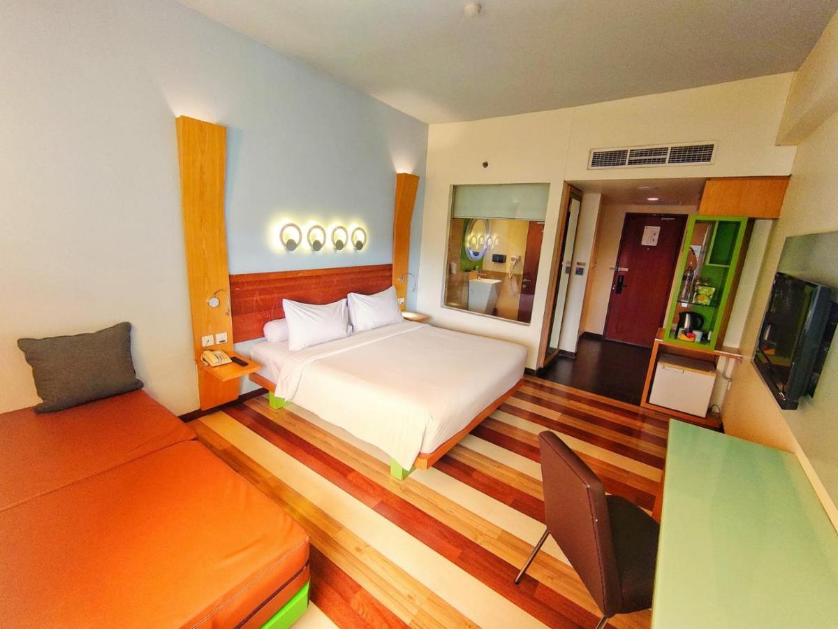 Hotel Ibis Styles Yogyakarta Extérieur photo