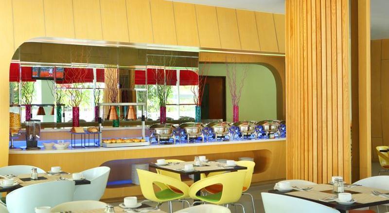 Hotel Ibis Styles Yogyakarta Extérieur photo