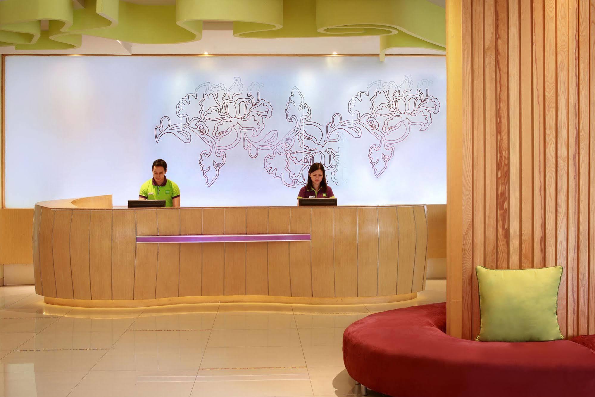 Hotel Ibis Styles Yogyakarta Extérieur photo
